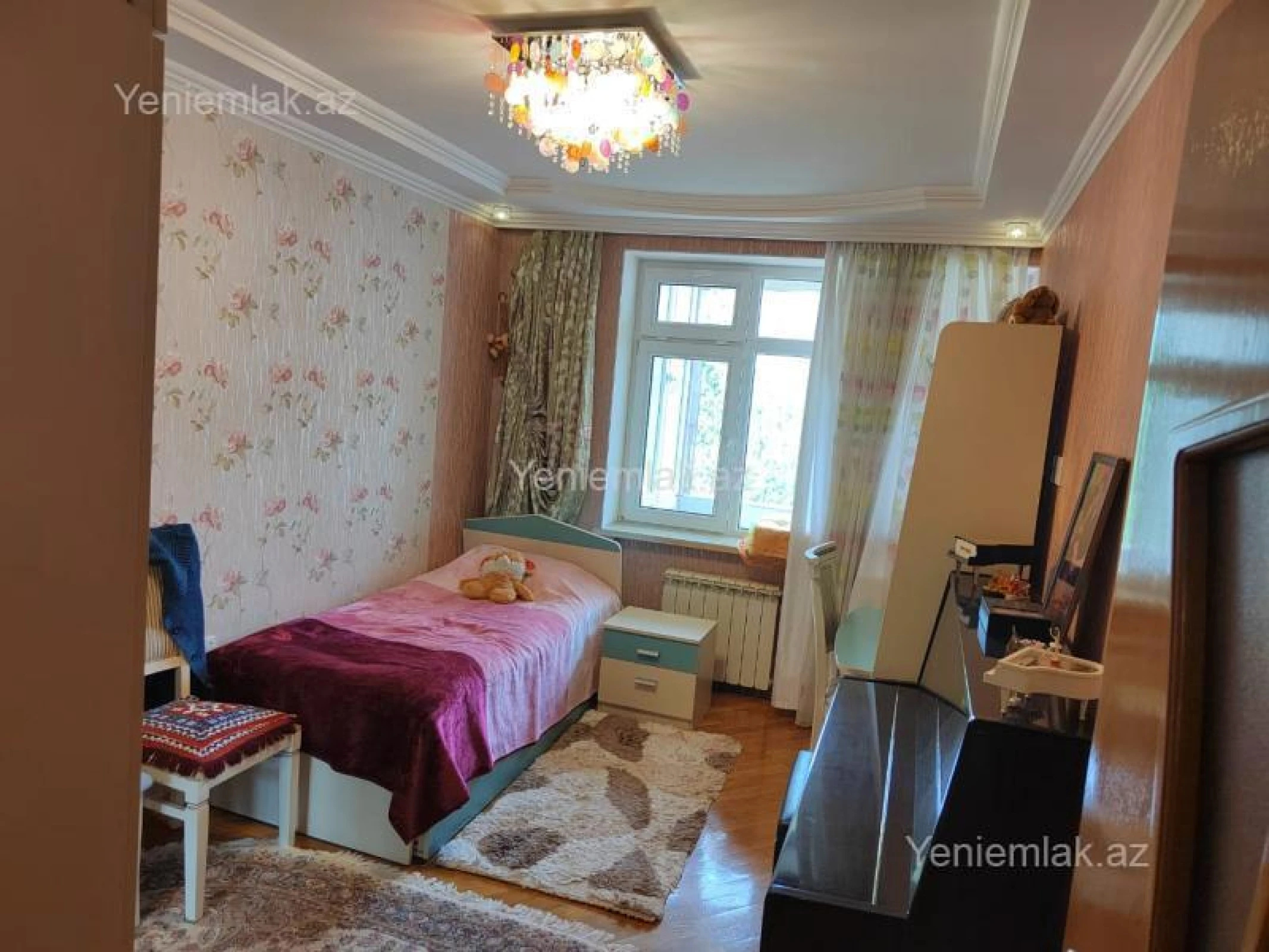 Satılır 4 otaqlı köhnə tikili 100 m²