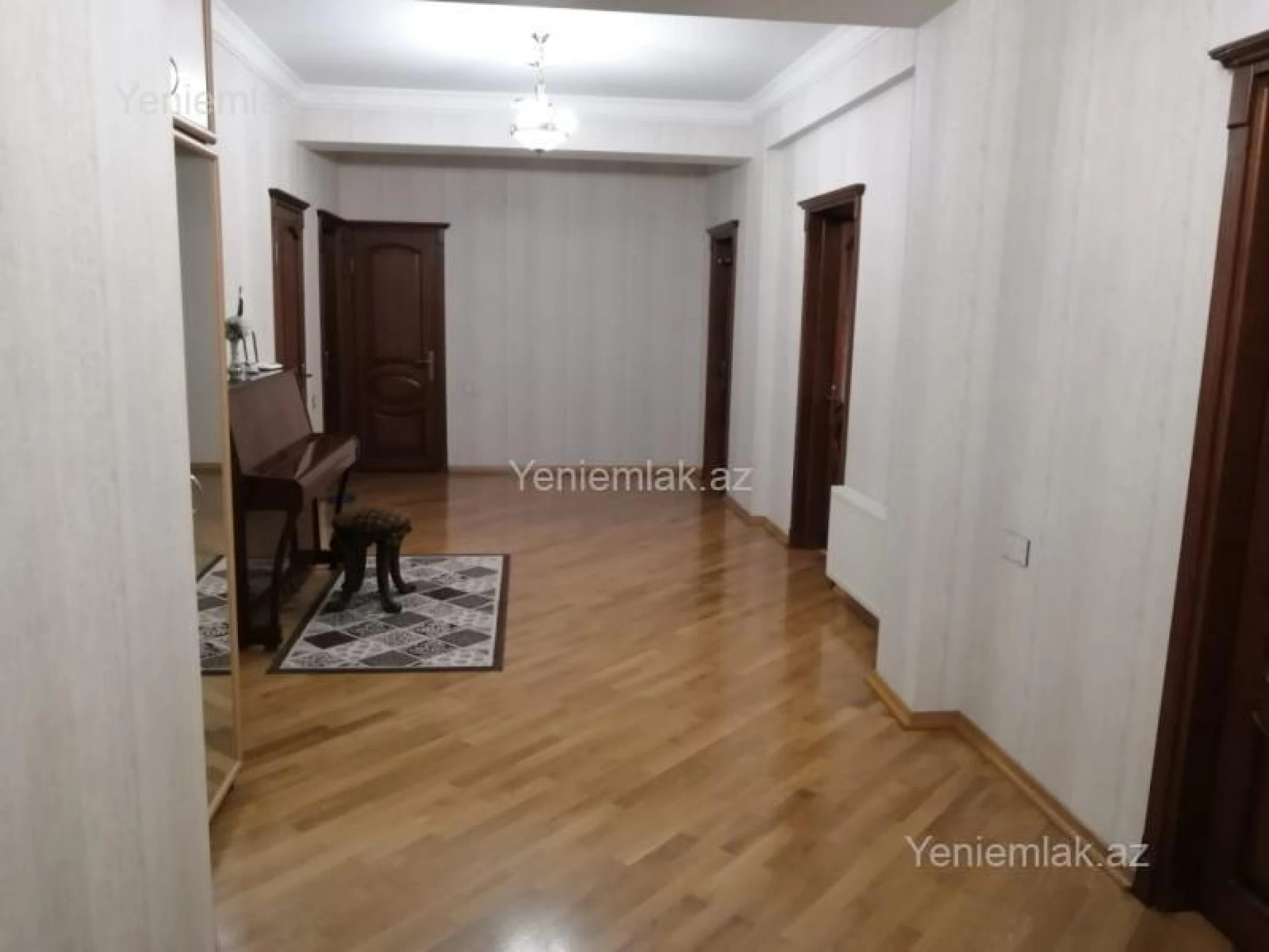 Satılır 3 otaqlı yeni tikili 153 m²