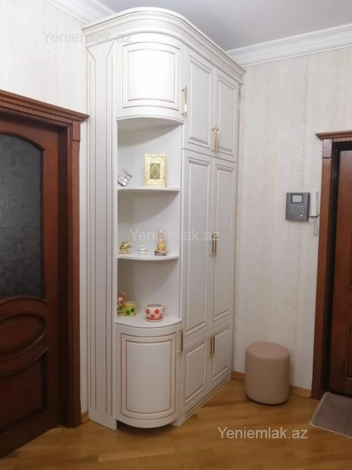 Satılır 3 otaqlı yeni tikili 153 m²