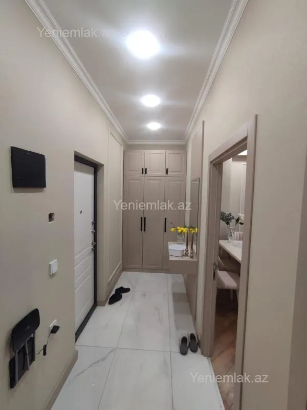 Satılır 2 otaqlı yeni tikili 68 m²