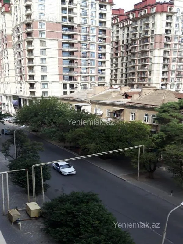 Satılır 1 otaqlı yeni tikili 57.5 m²