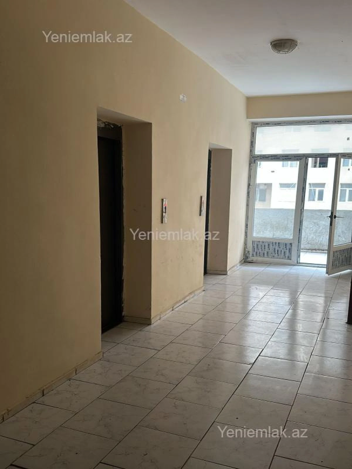 Satılır 2 otaqlı yeni tikili 71 m²