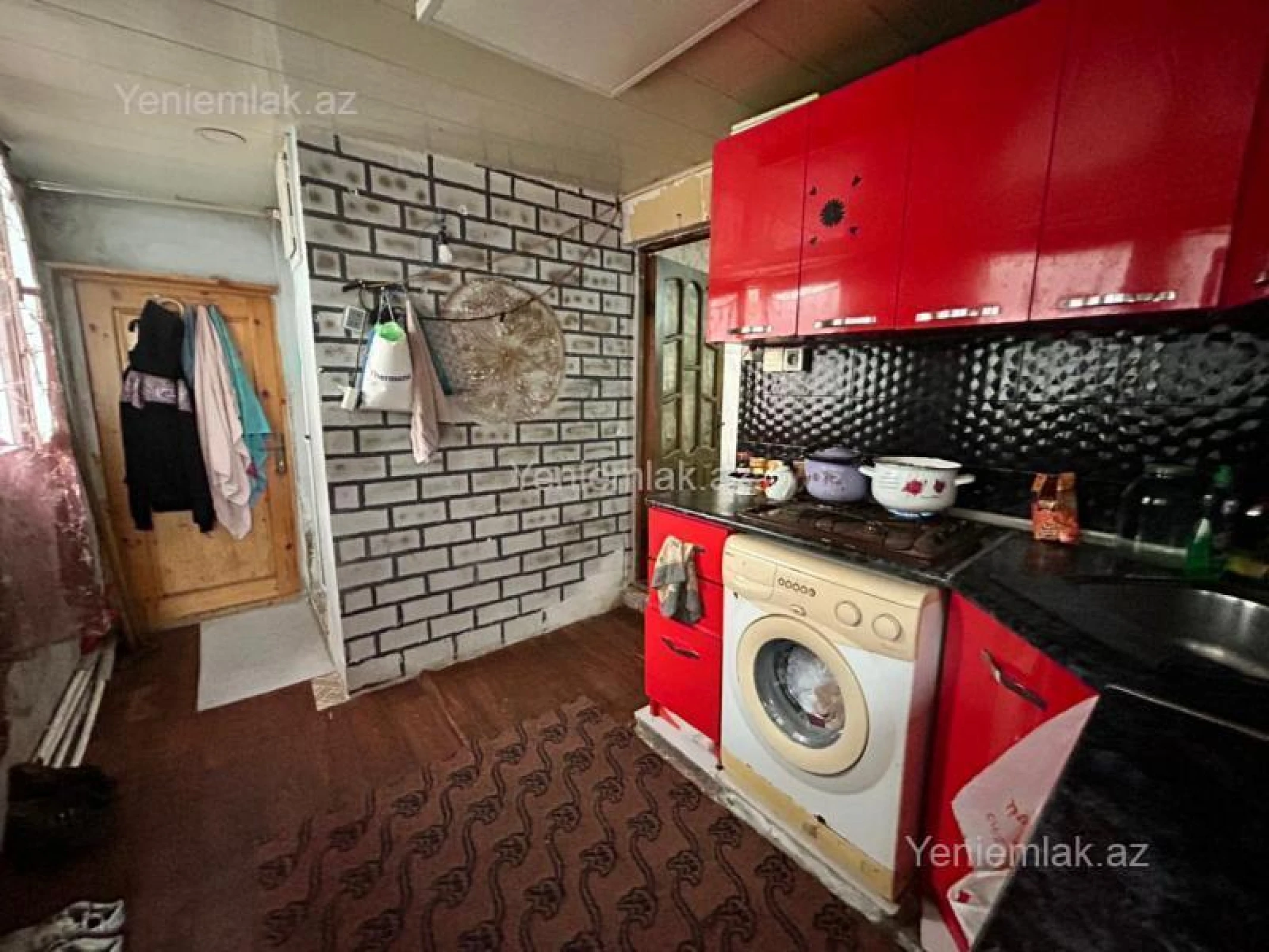 Satılır 3 otaqlı köhnə tikili 70 m²