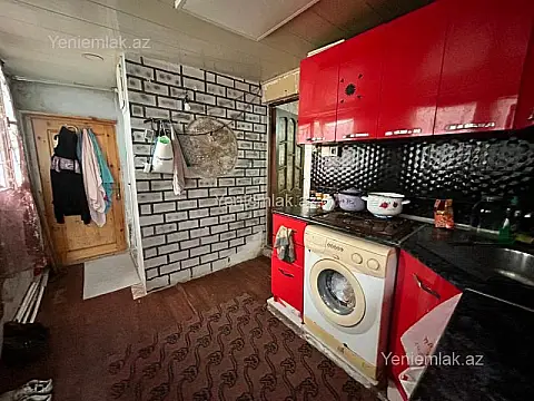 Satılır 3 otaqlı köhnə tikili 70 m²