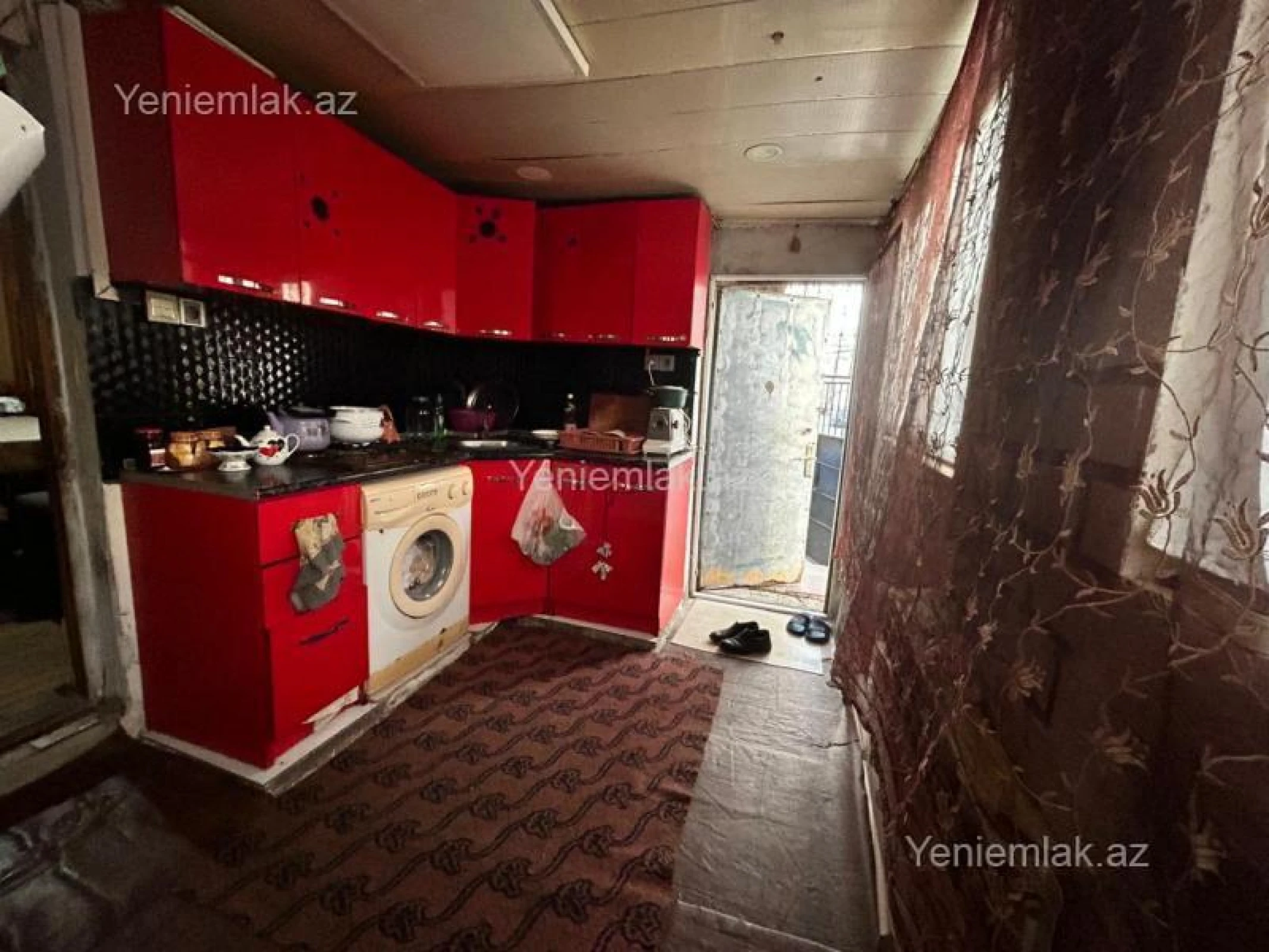 Satılır 3 otaqlı köhnə tikili 70 m²