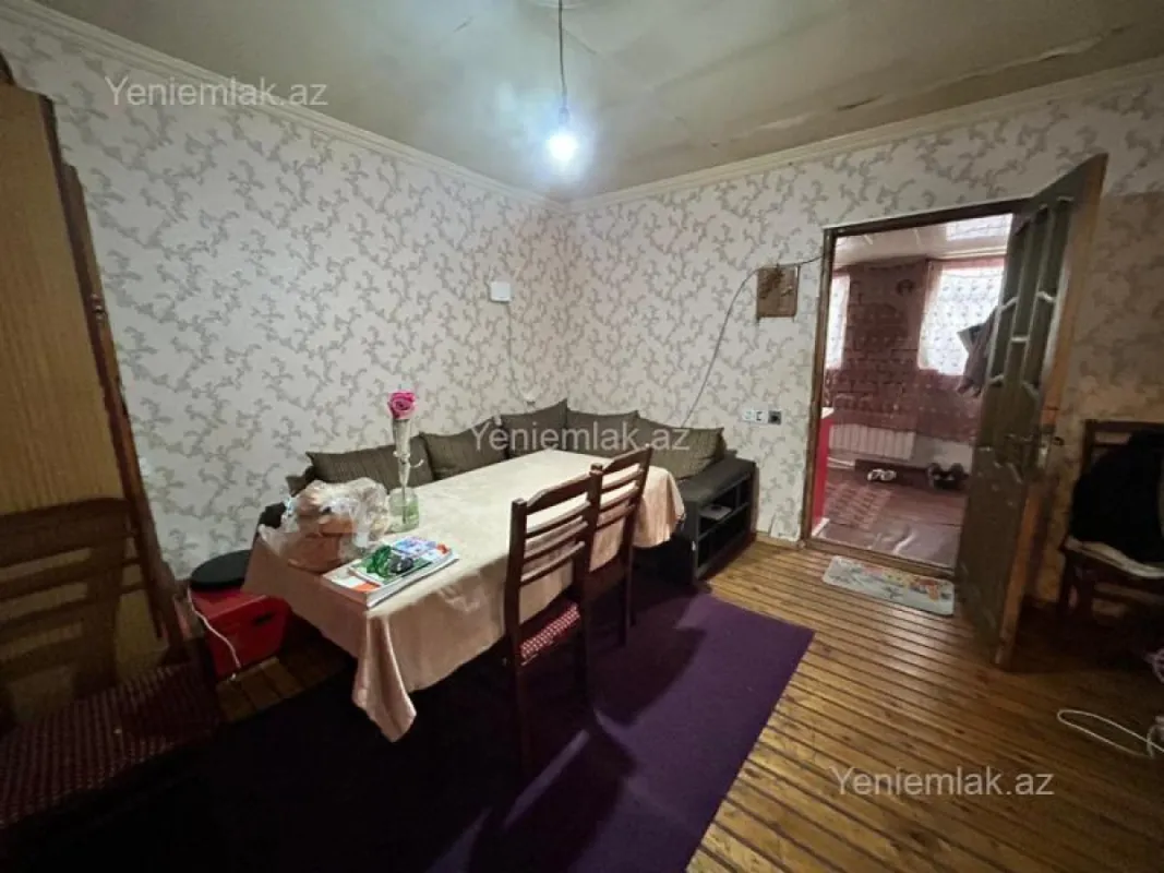 Satılır 3 otaqlı köhnə tikili 70 m²