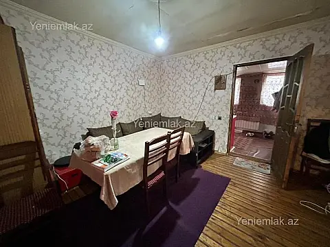 Satılır 3 otaqlı köhnə tikili 70 m²