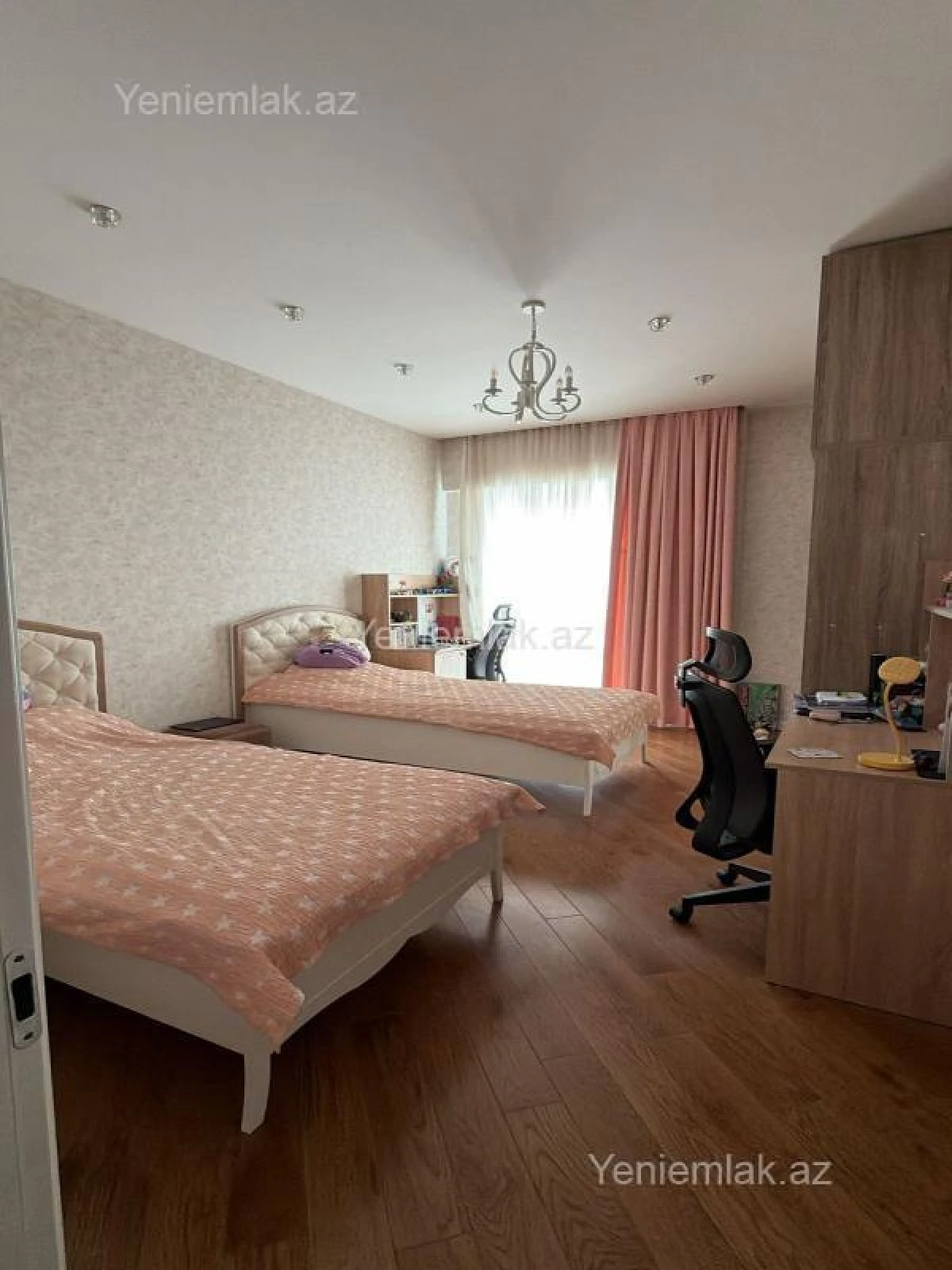 Satılır 3 otaqlı yeni tikili 115 m²