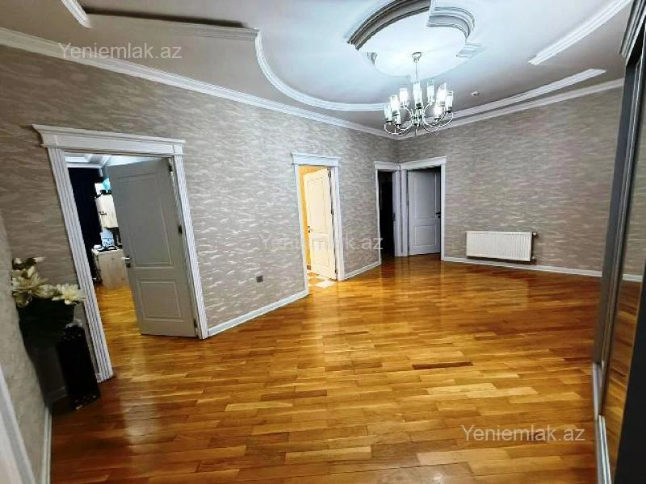 Satılır 4 otaqlı yeni tikili 156 m²