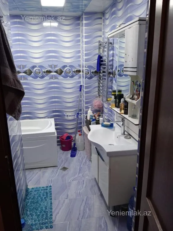 Satılır 3 otaqlı yeni tikili 110 m²