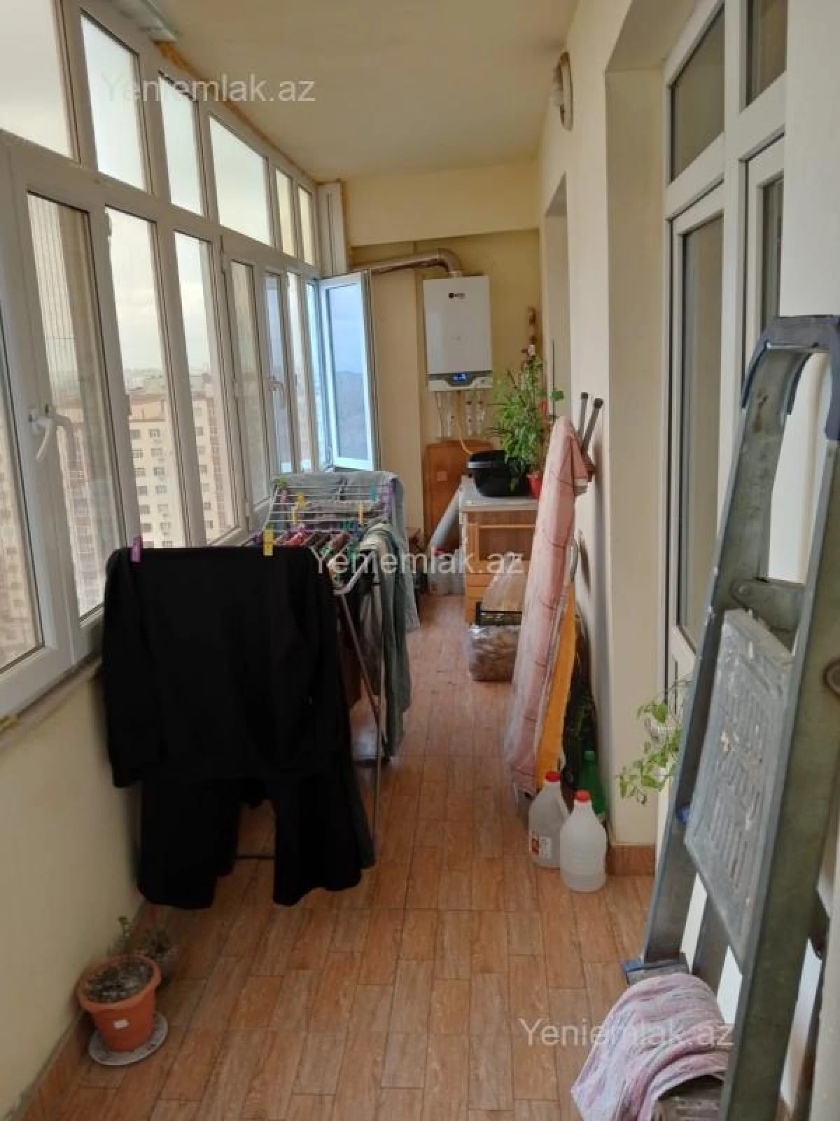 Satılır 3 otaqlı yeni tikili 110 m²