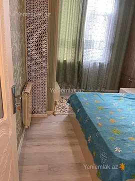 Satılır 2 otaqlı köhnə tikili 50 m²