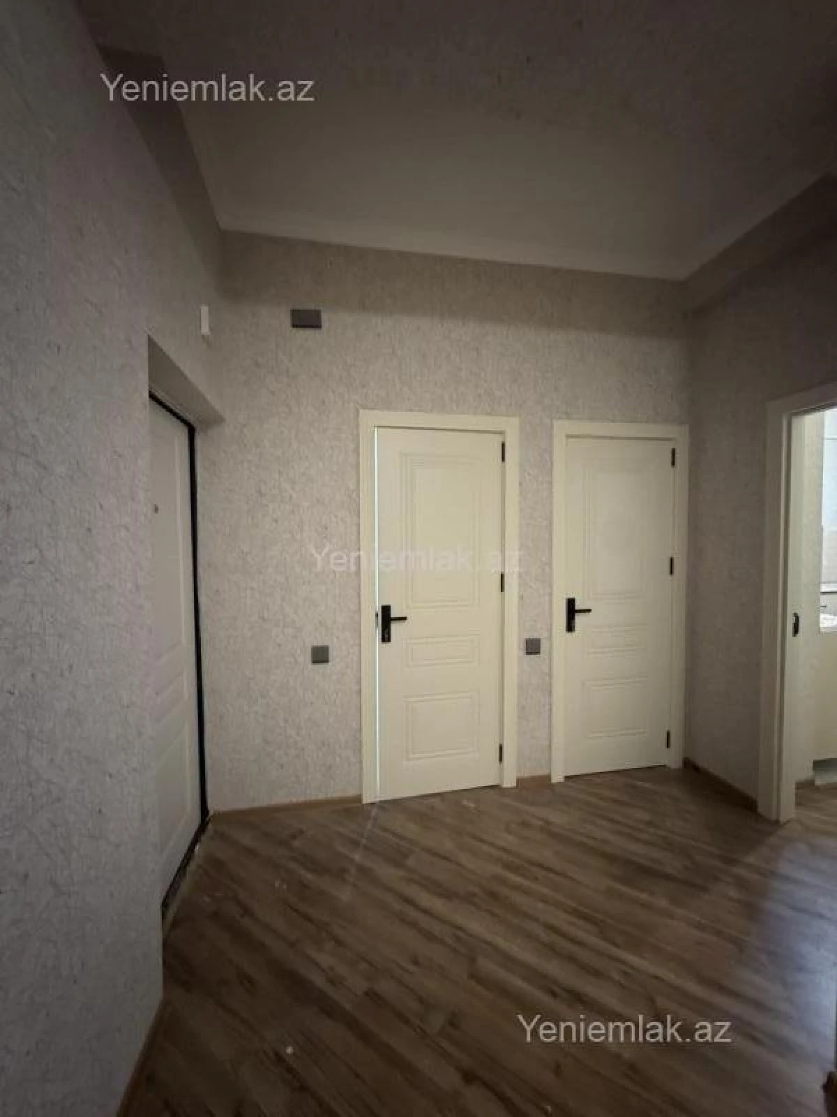 Kirayə verilir 2 otaqlı yeni tikili 80 m²