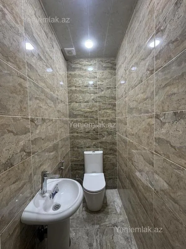 Kirayə verilir 2 otaqlı yeni tikili 80 m²