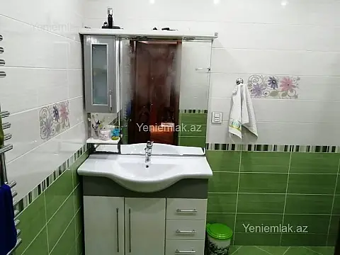 Satılır 2 otaqlı yeni tikili 78 m²