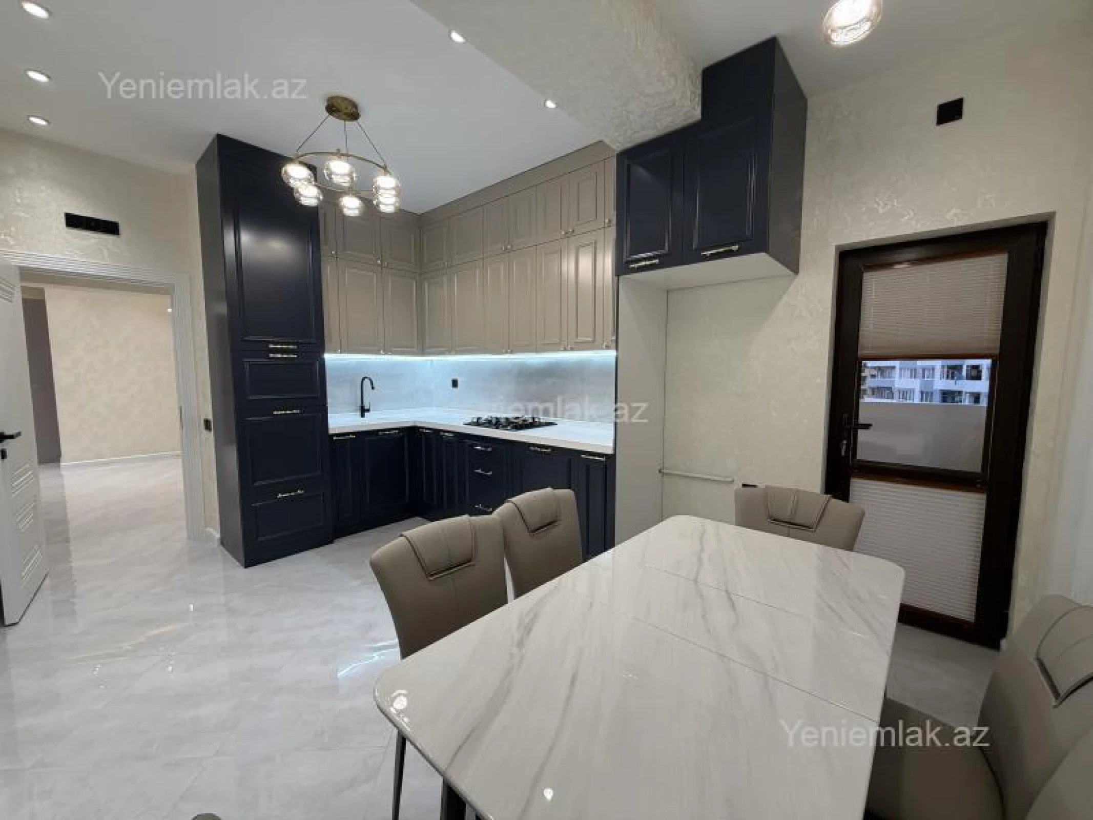 Satılır 3 otaqlı yeni tikili 107 m²