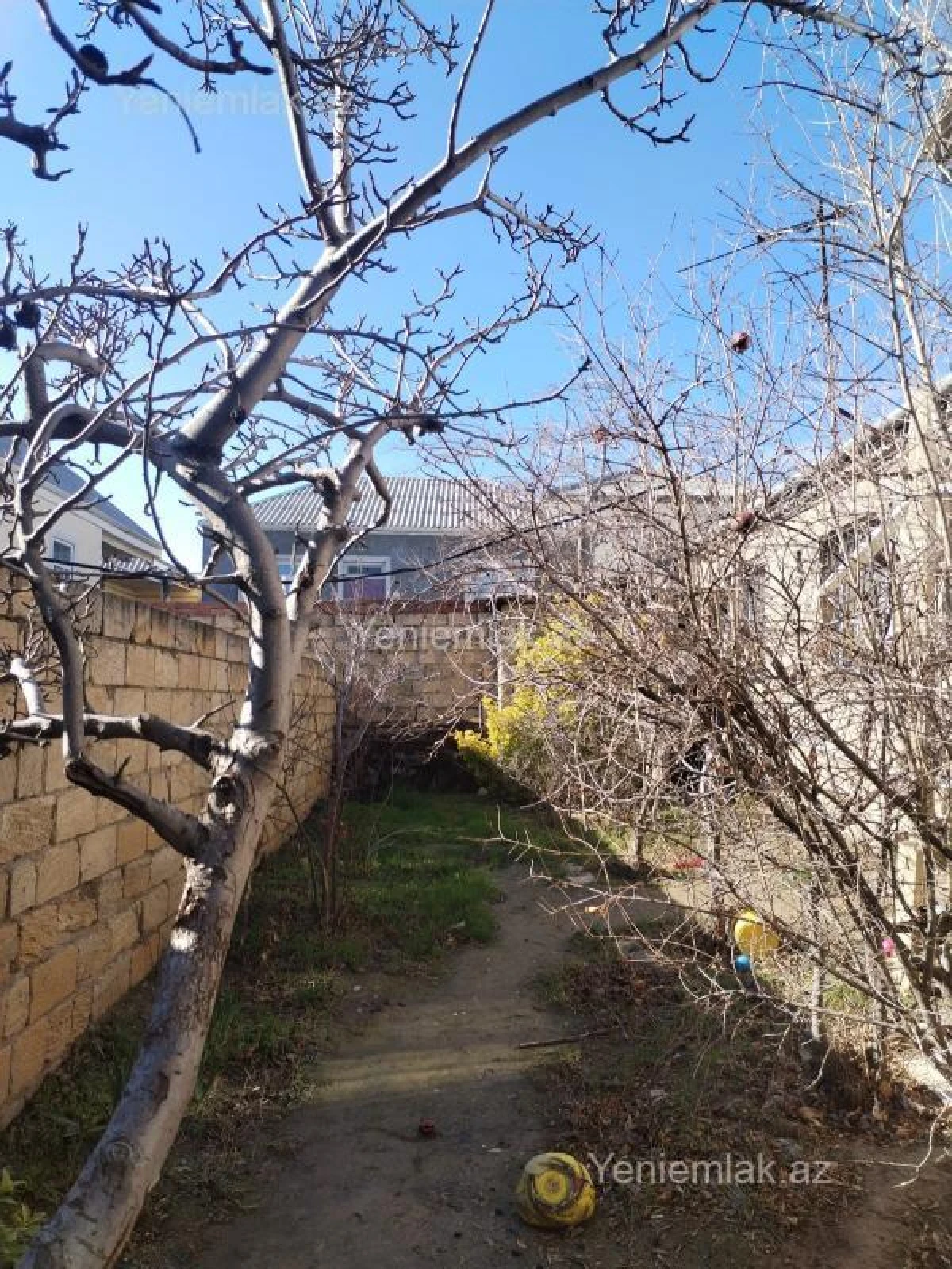 Satılır 5 otaqlı həyət evi 158 m²