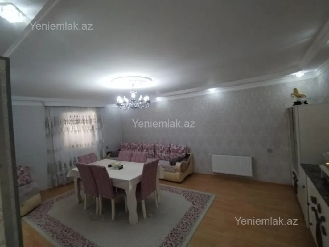 Satılır 5 otaqlı həyət evi 158 m²