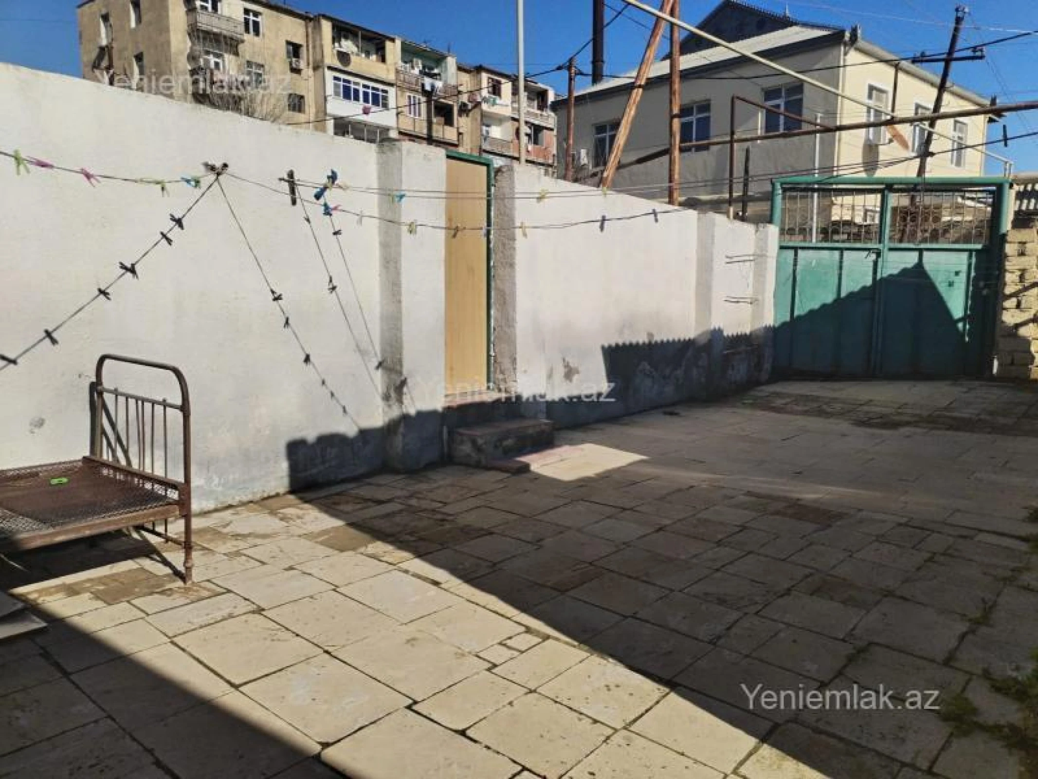 Satılır 5 otaqlı həyət evi 158 m²