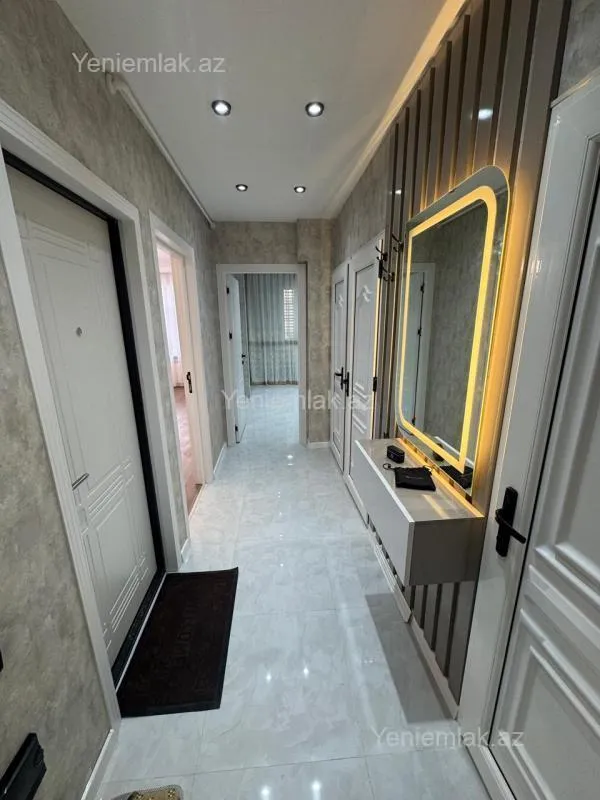 Satılır 2 otaqlı köhnə tikili 65 m²