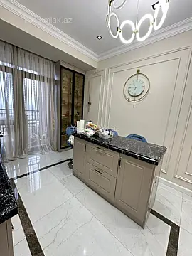 Satılır 3 otaqlı yeni tikili 110 m²