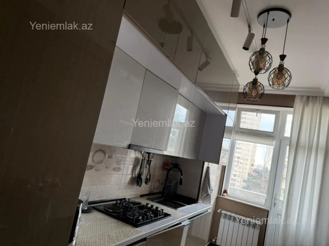Satılır 2 otaqlı yeni tikili 95 m²