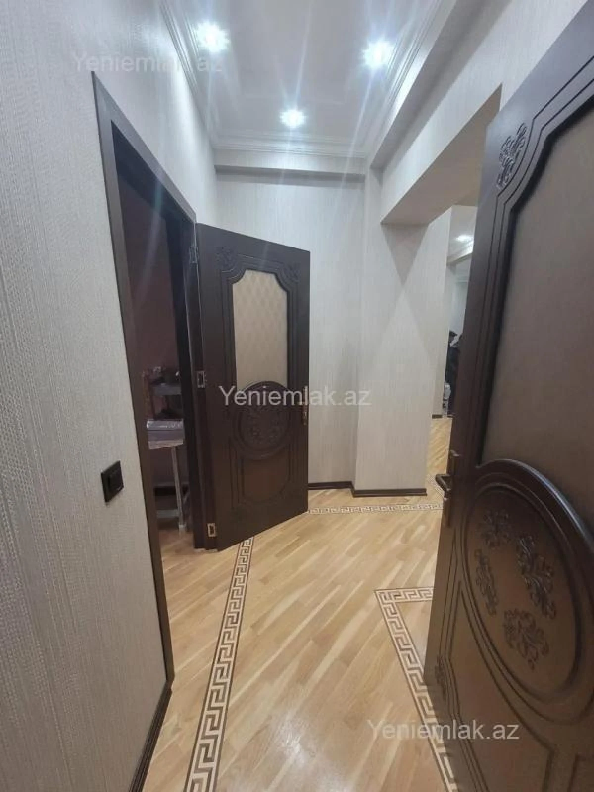 Satılır 2 otaqlı yeni tikili 95 m²