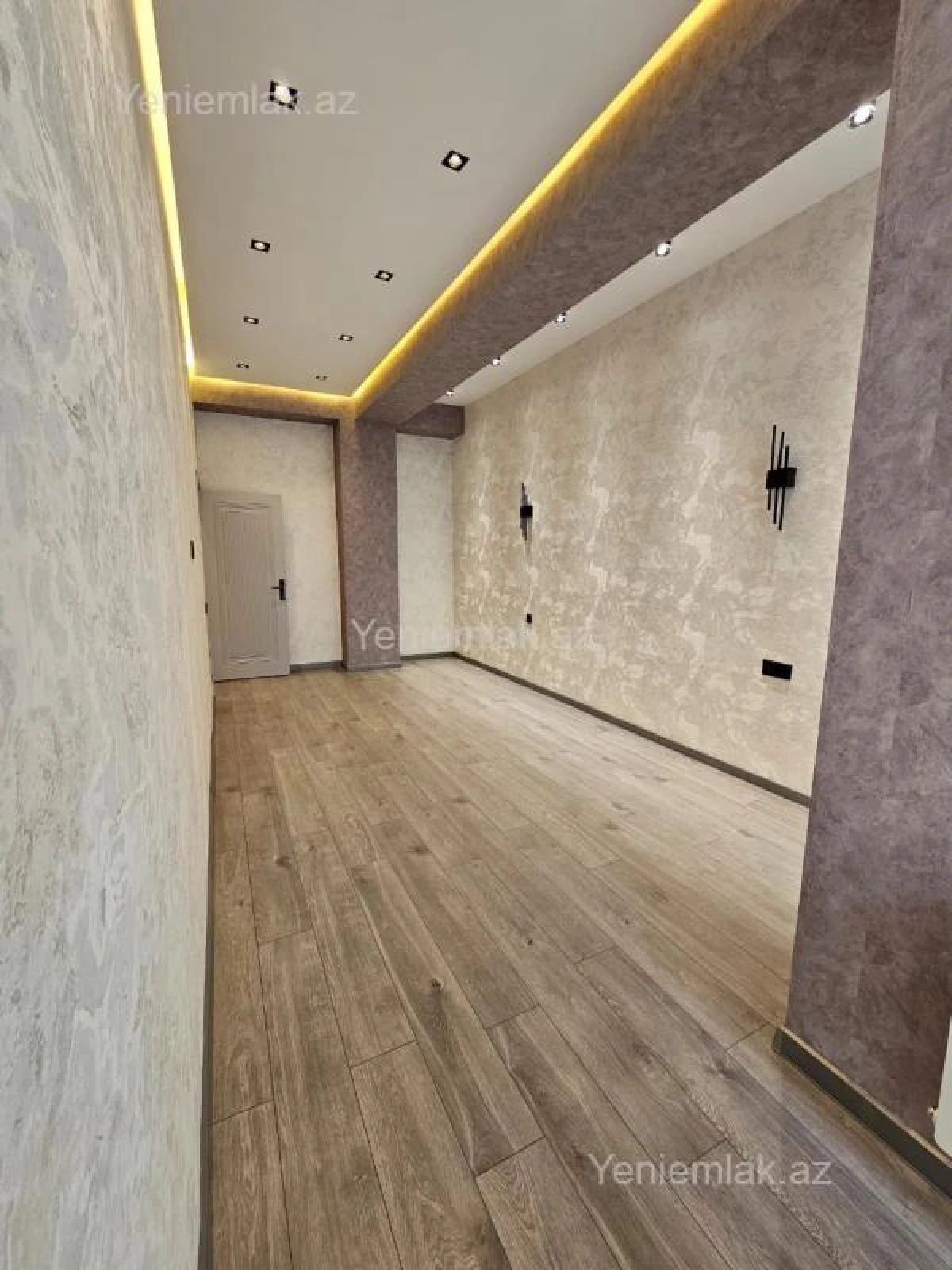 Satılır 4 otaqlı yeni tikili 135 m²