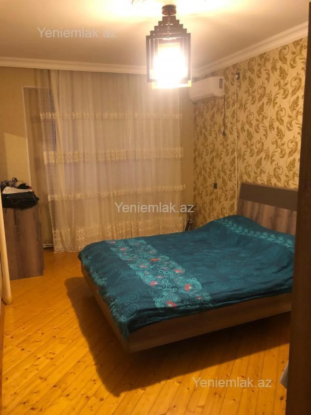 Satılır 3 otaqlı köhnə tikili 75 m²
