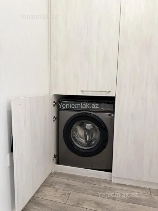 Satılır 2 otaqlı köhnə tikili 60 m²