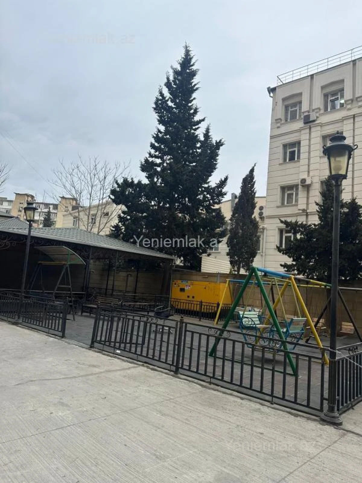 Satılır 3 otaqlı yeni tikili 105 m²
