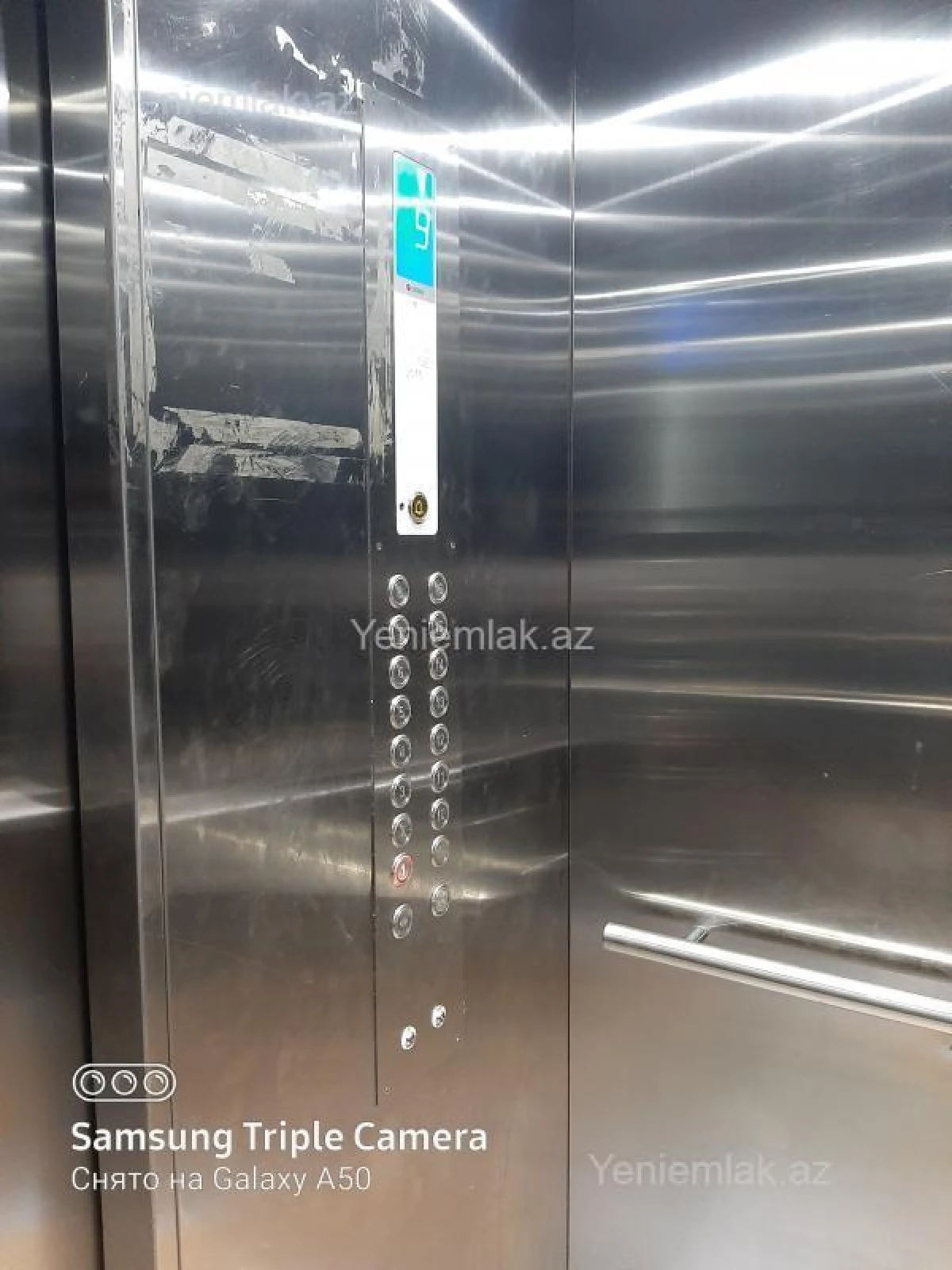 Satılır 3 otaqlı yeni tikili 105 m²