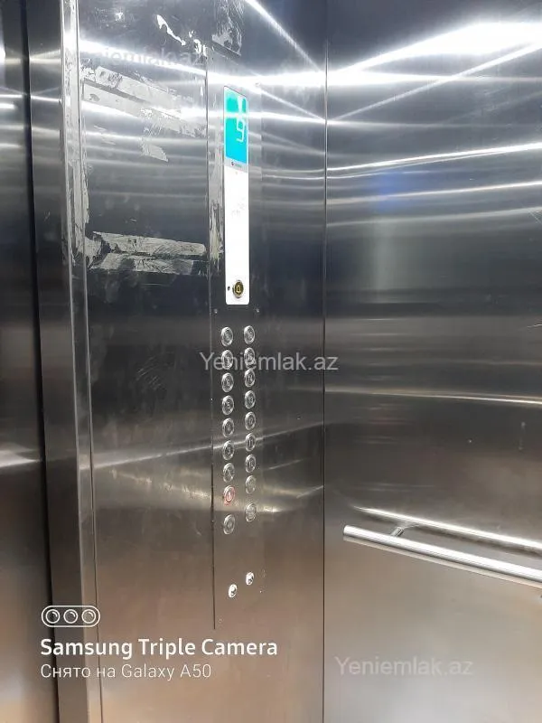 Satılır 3 otaqlı yeni tikili 105 m²