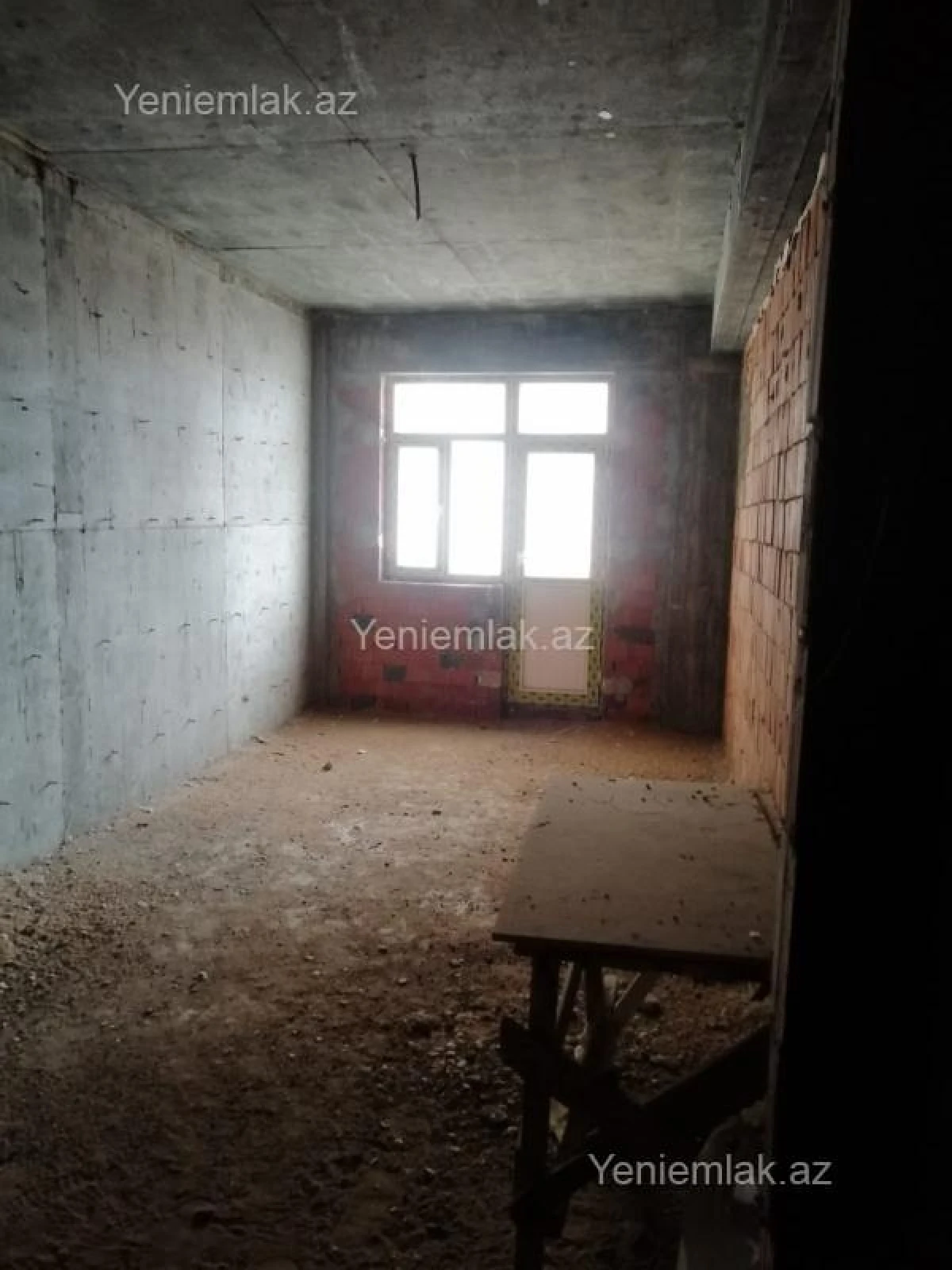 Satılır 3 otaqlı yeni tikili 105 m²
