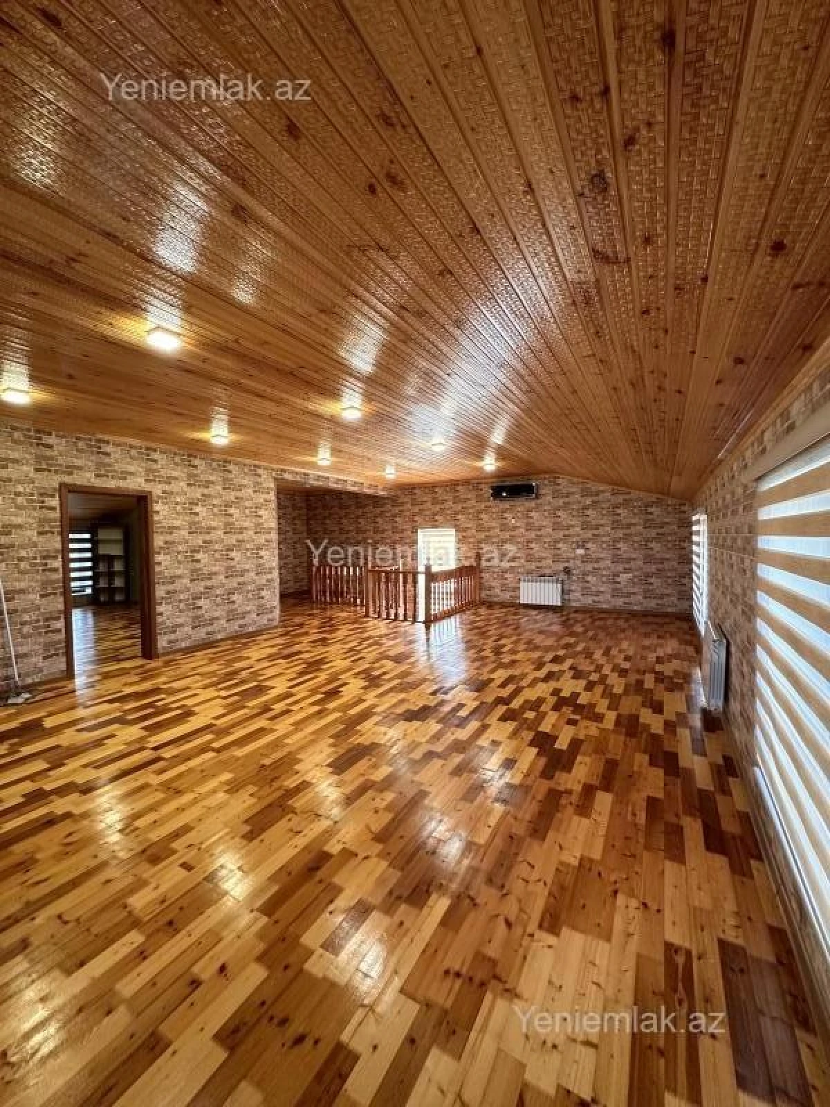 Satılır 6 otaqlı həyət evi 270 m²
