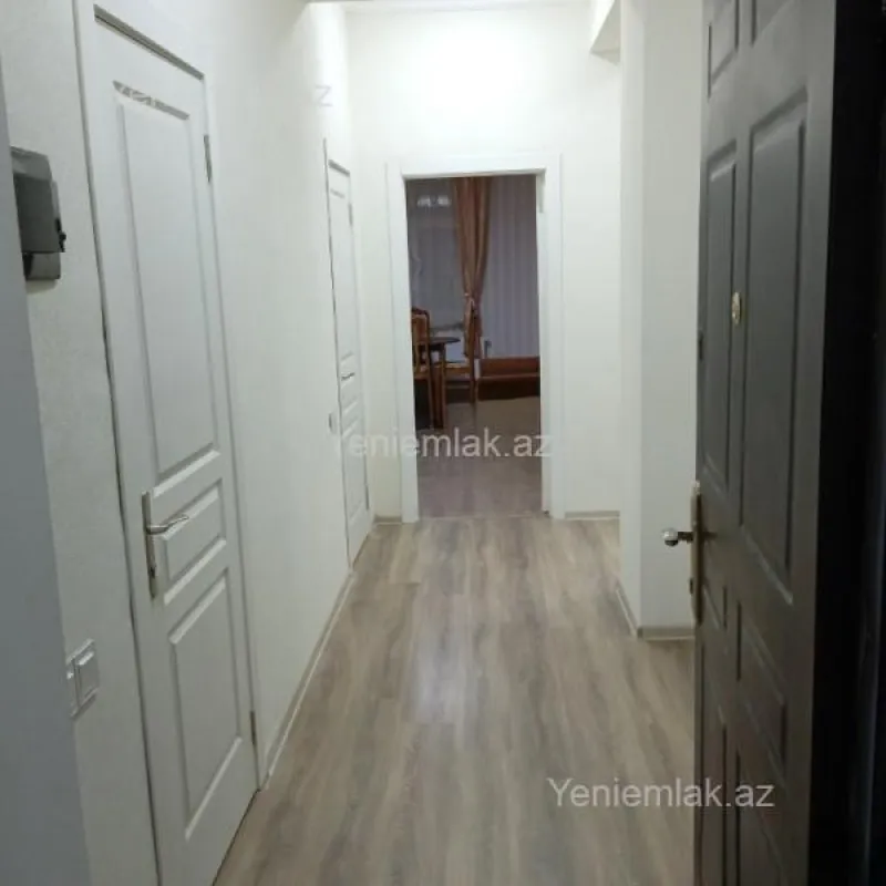 Satılır 3 otaqlı yeni tikili 85 m²