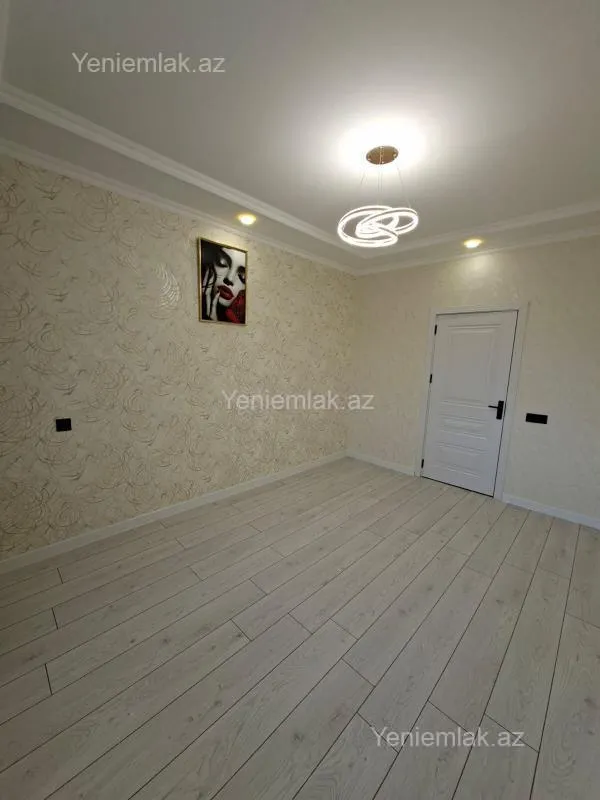 Satılır 2 otaqlı köhnə tikili 65 m²
