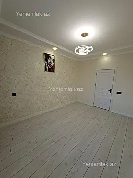 Satılır 2 otaqlı köhnə tikili 65 m²