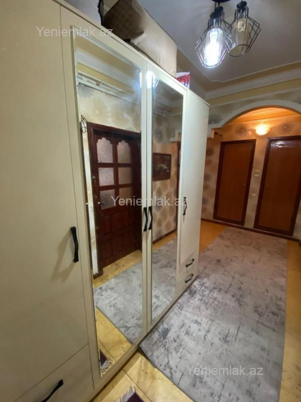 Satılır 3 otaqlı köhnə tikili 76 m²