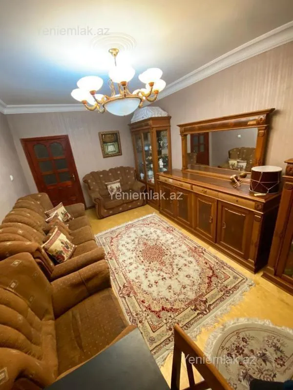 Satılır 3 otaqlı köhnə tikili 76 m²