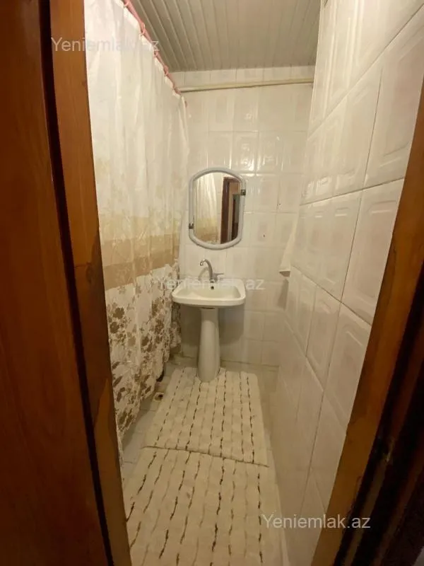 Satılır 3 otaqlı köhnə tikili 76 m²