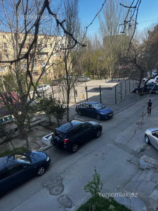 Satılır 3 otaqlı köhnə tikili 76 m²