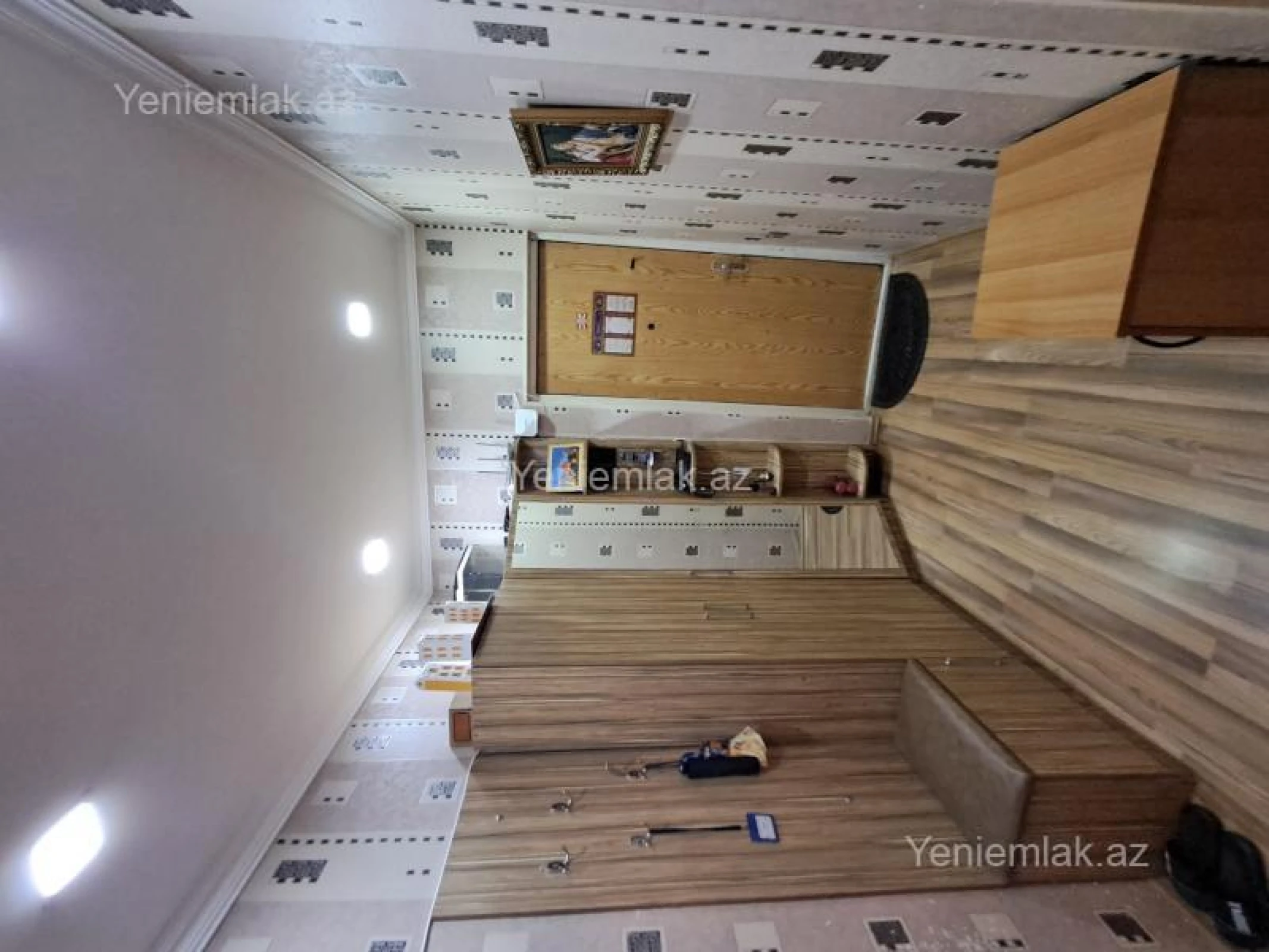 Satılır 3 otaqlı köhnə tikili 70 m²