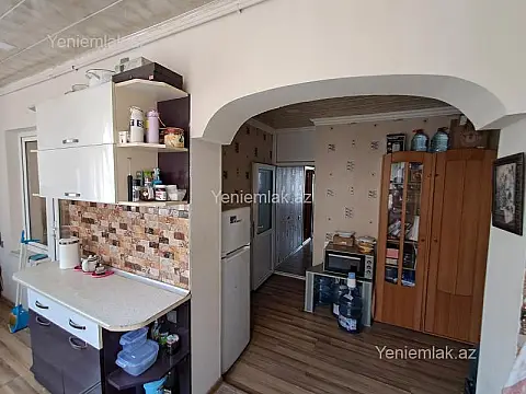 Satılır 3 otaqlı köhnə tikili 70 m²
