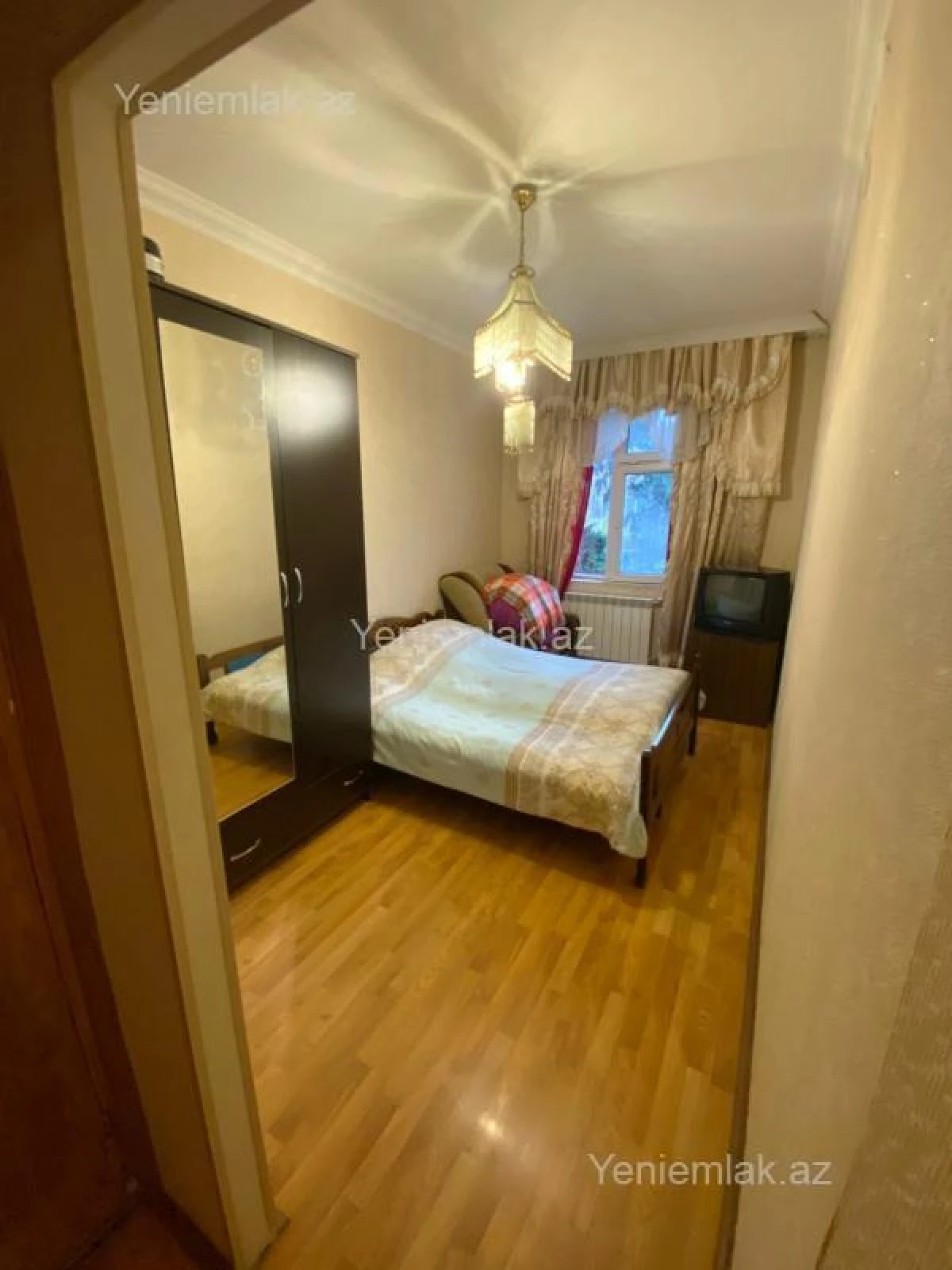 Satılır 3 otaqlı köhnə tikili 65 m²
