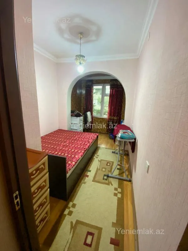 Satılır 3 otaqlı köhnə tikili 65 m²