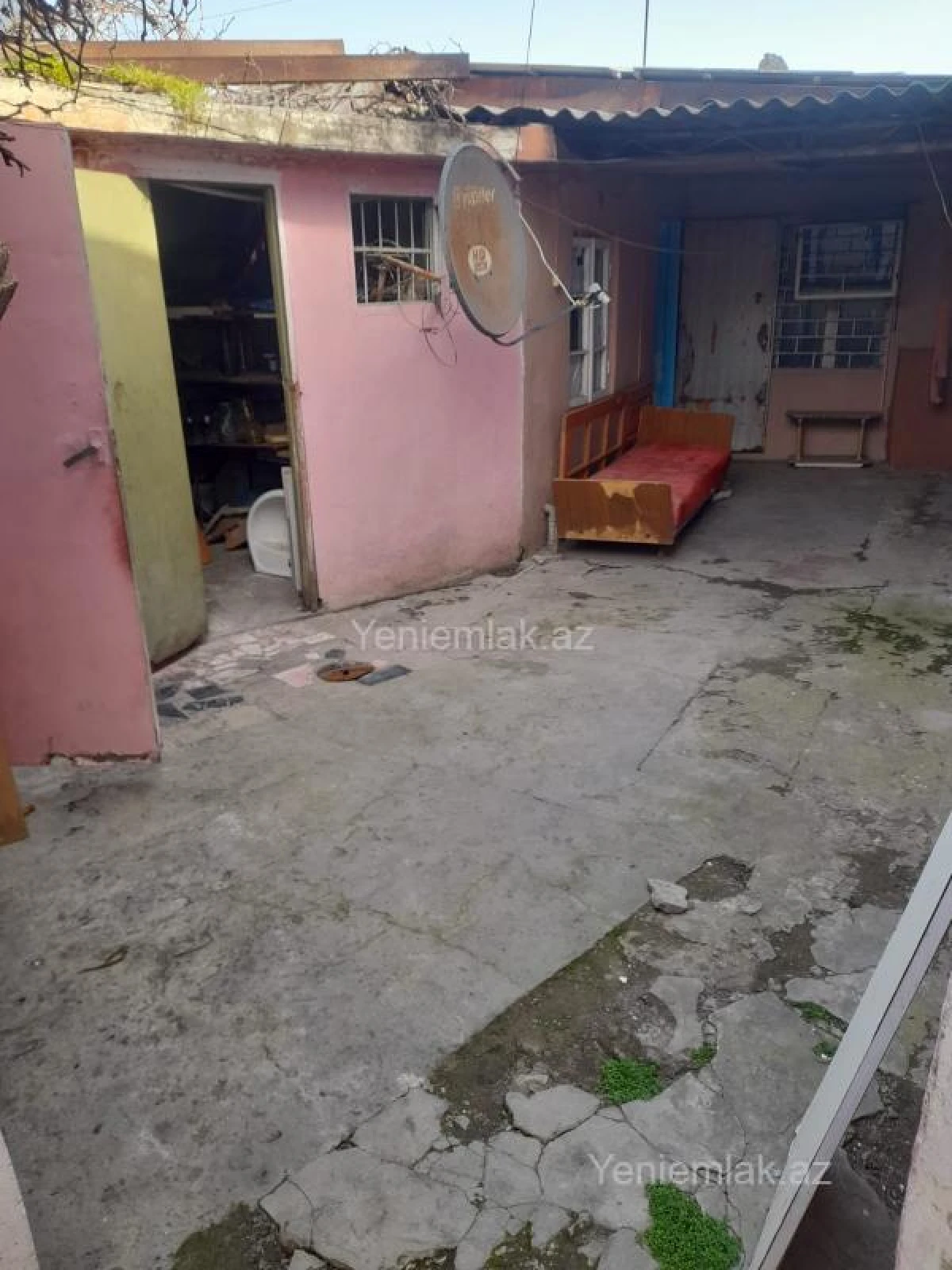 Satılır 2 otaqlı həyət evi 40 m²