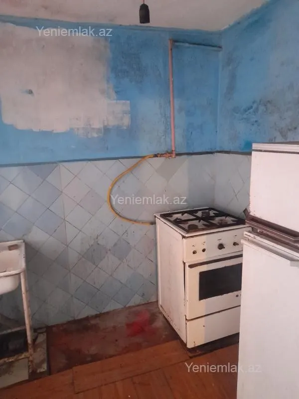 Satılır 2 otaqlı həyət evi 40 m²