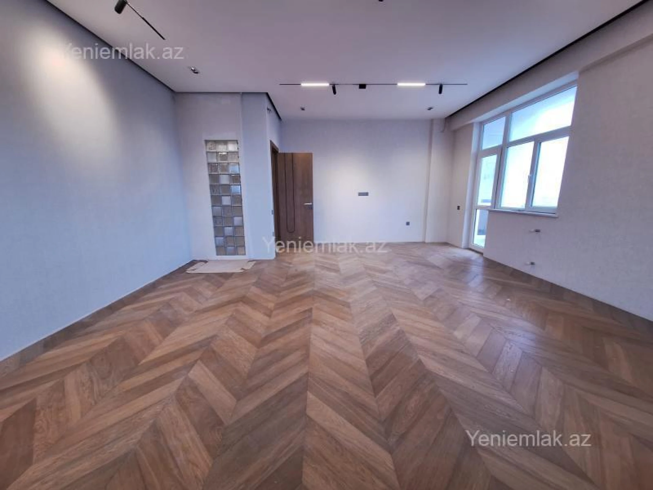 Satılır 4 otaqlı yeni tikili 162 m²