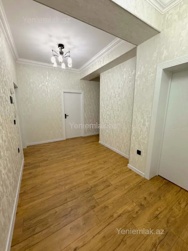 Satılır 3 otaqlı yeni tikili 101 m²